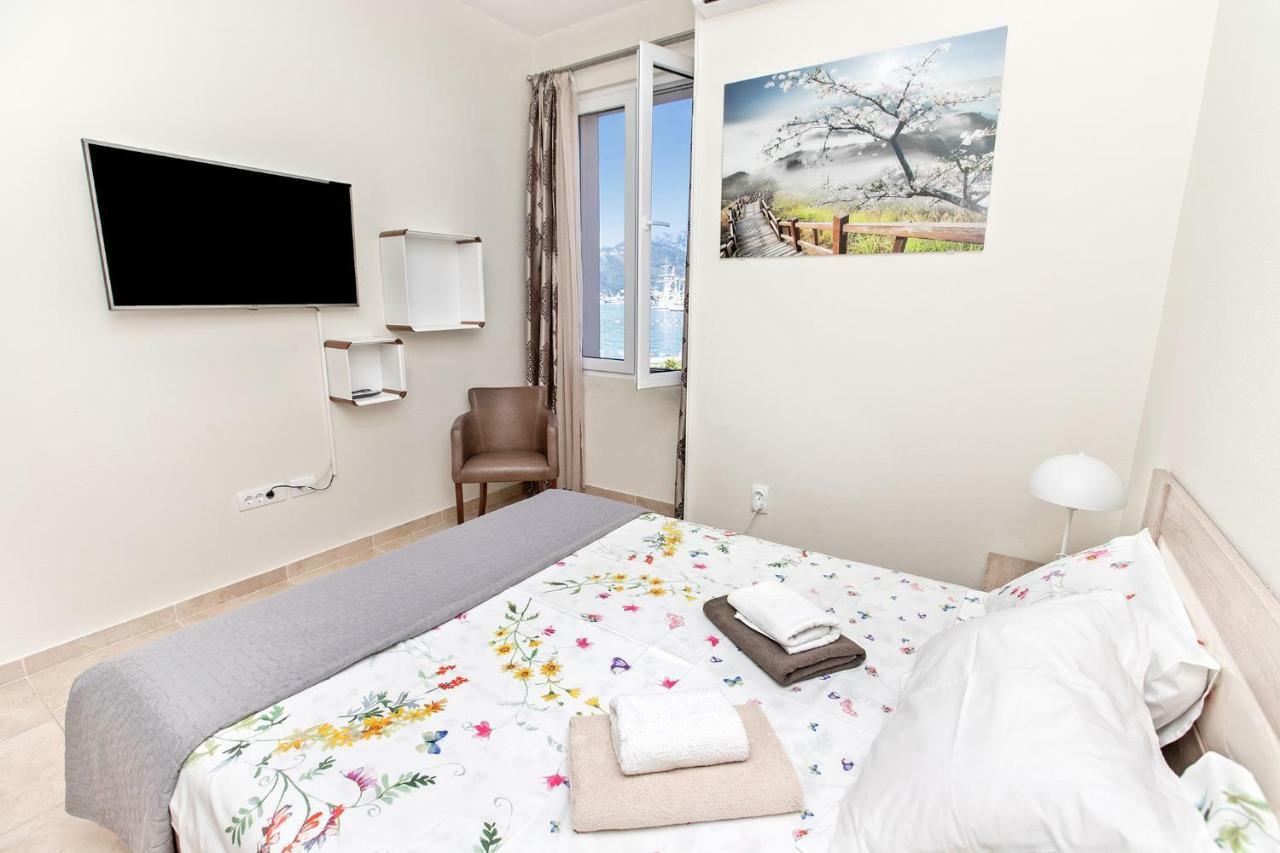 Apartments Isja ติวัต ภายนอก รูปภาพ