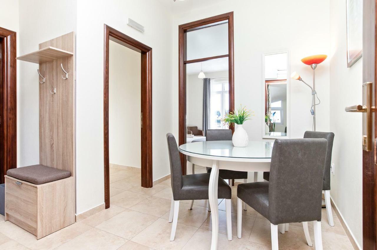 Apartments Isja ติวัต ภายนอก รูปภาพ